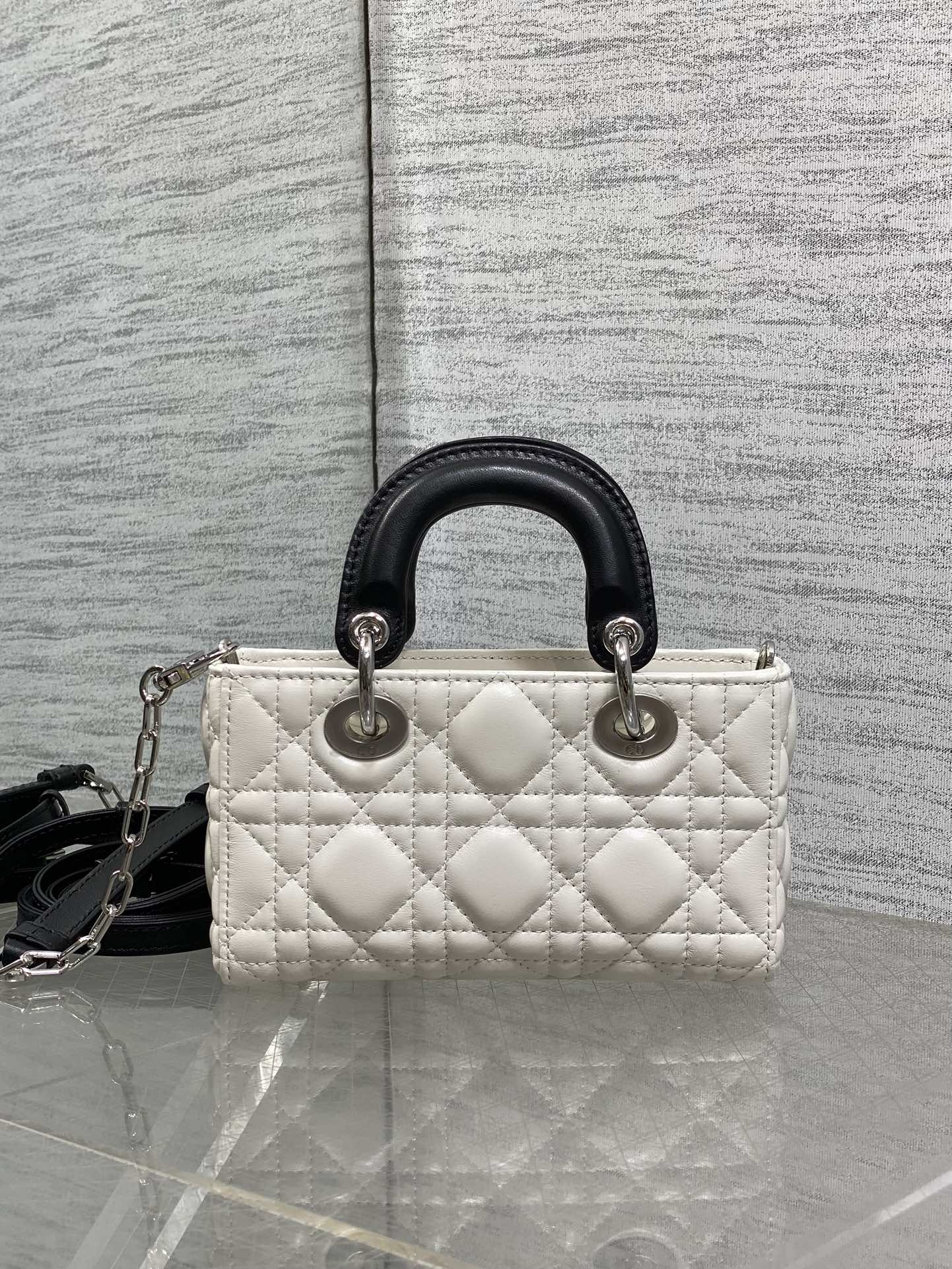 Dior 2026 Bow Lady D-Joy Black mix White Cannage Lambskin 286573