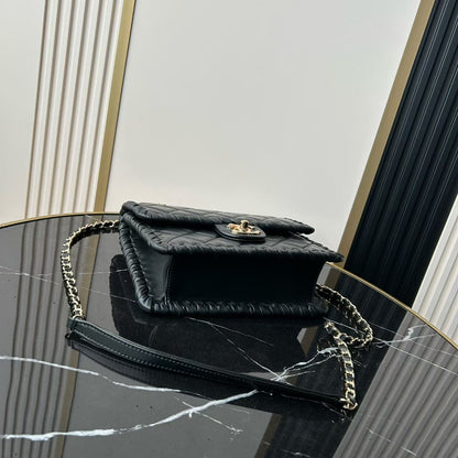 Chanel 2026 Flap 22cm Bag Lambskin 363907