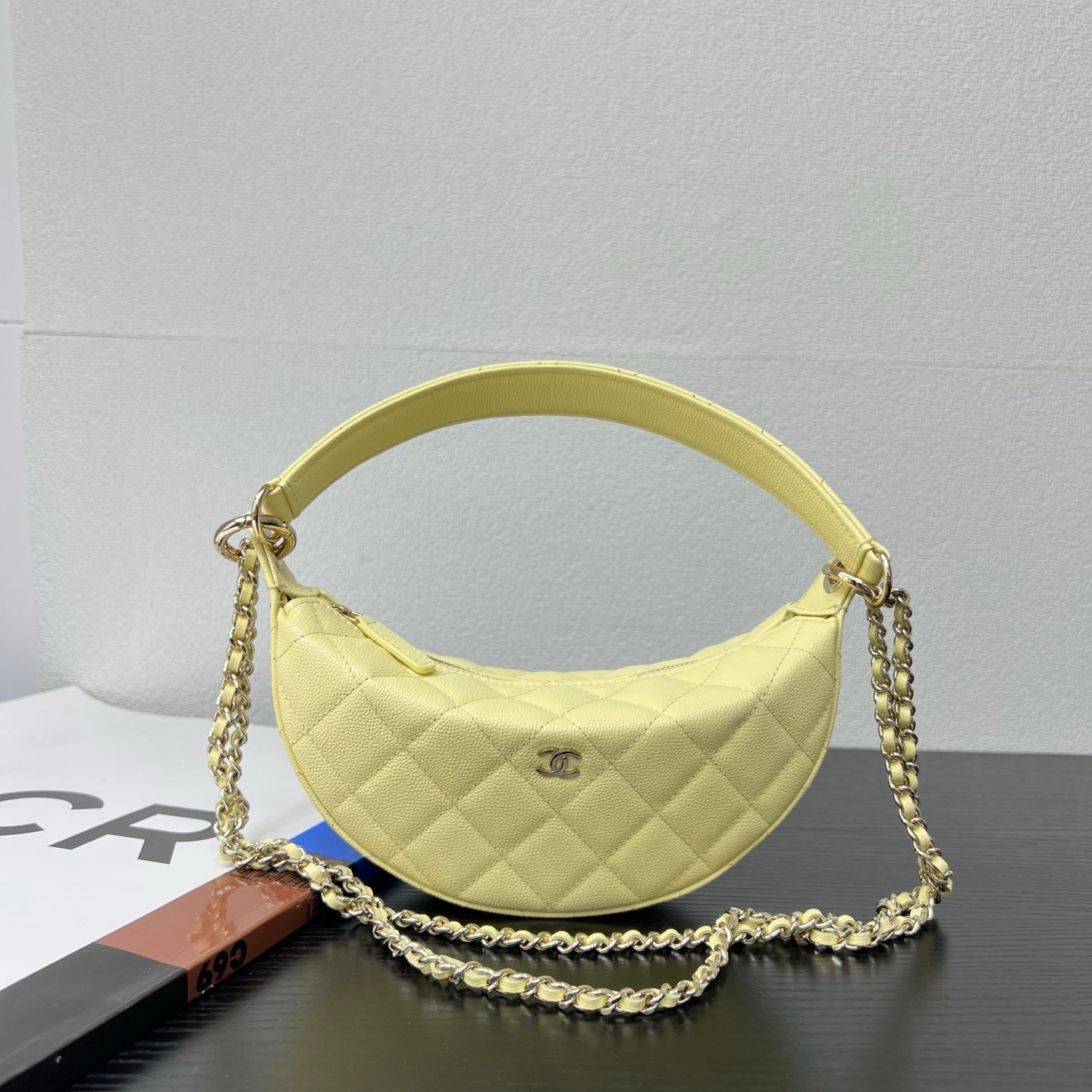 Chanel 2026 Clutch Bag With Strap 22cm Leather