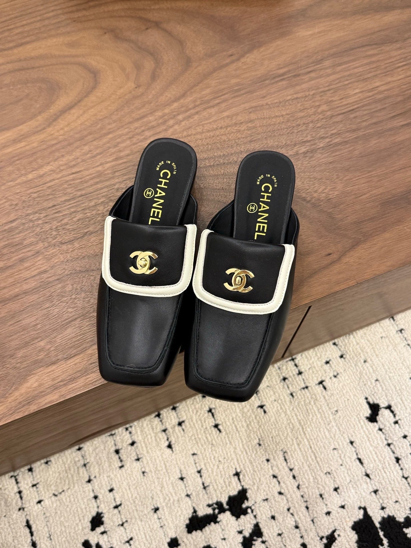 Chanel 2026 Double C Buckle Square Toe Mule 857282
