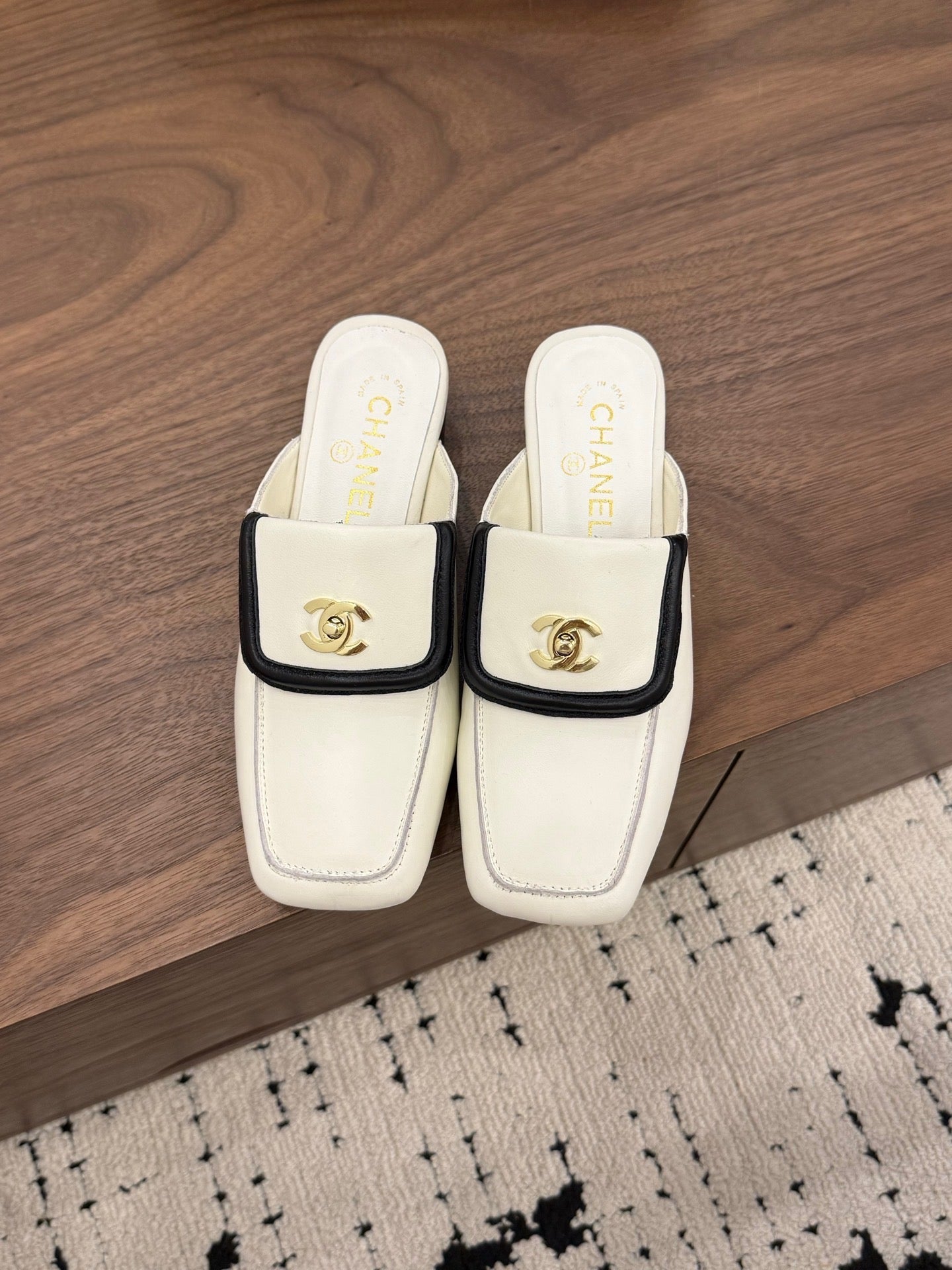 Chanel 2026 Double C Buckle Square Toe Mule 857282