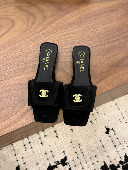 Chanel 2026 Double C Buckle Square Toe Slipper 857303