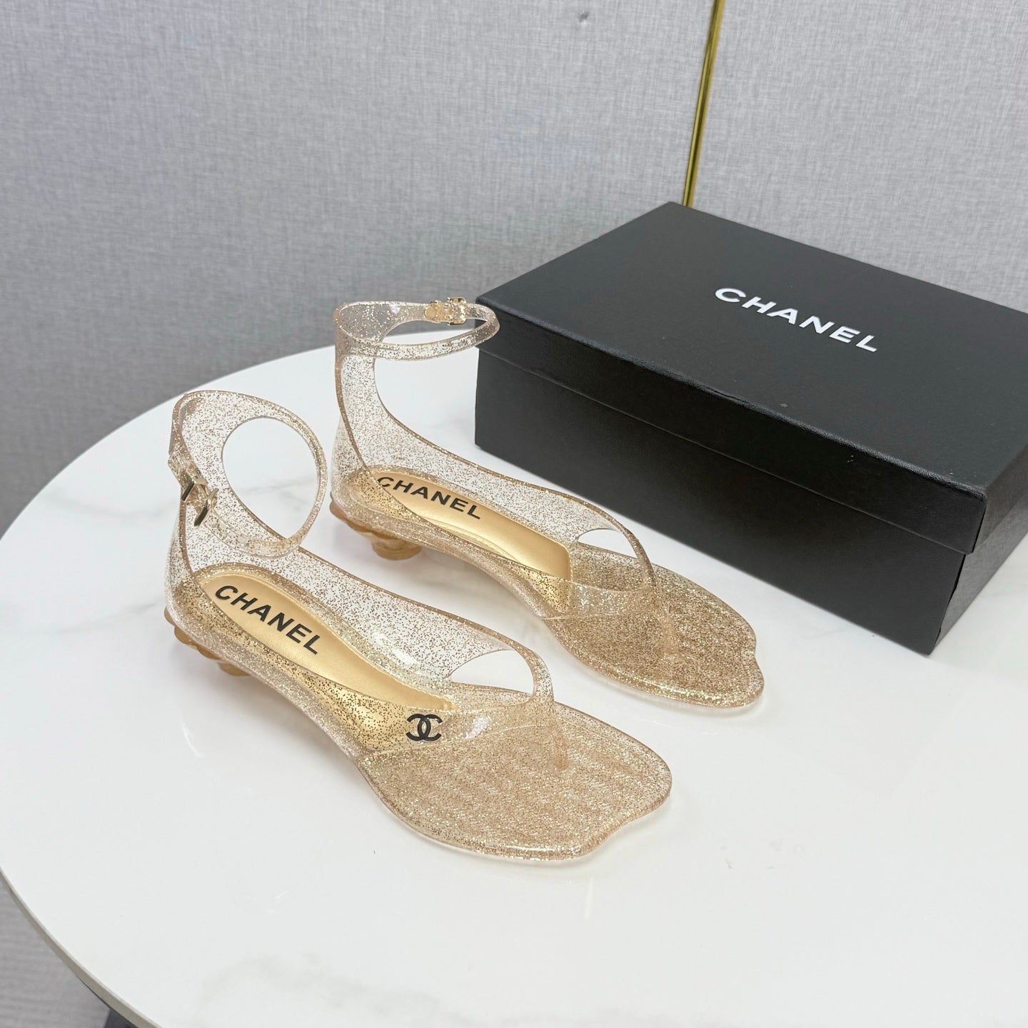 Chanel 2026 Thong Sandals CPU Crystal Lining 801673