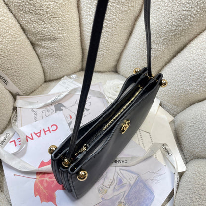 Chanel 2026 Shoulder Bag 25cm Calfskin 364793