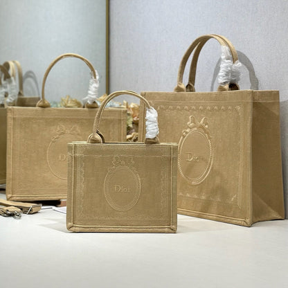 Dior 2026 Book Tote Bag With Médaillon Embroidery Beige Canvas 288466