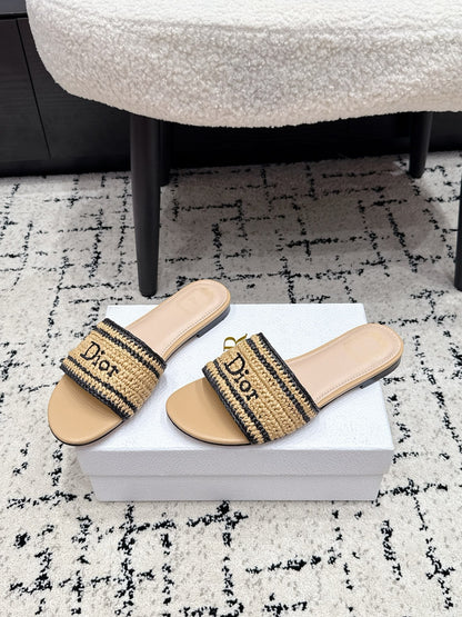 Dior 2026 Flat Sandal Raffia Woven 847001