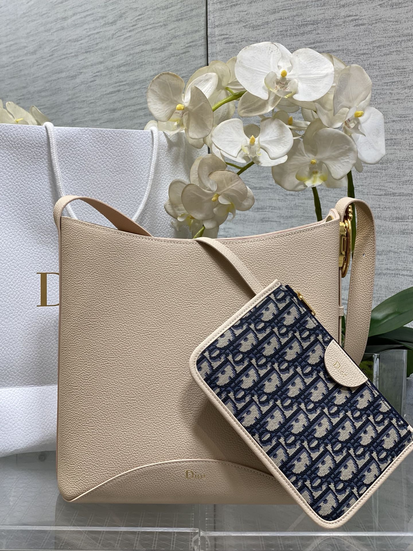 Dior 2026 Medaillon Bucket Bag 26.5cm Grained Cowhide 289070