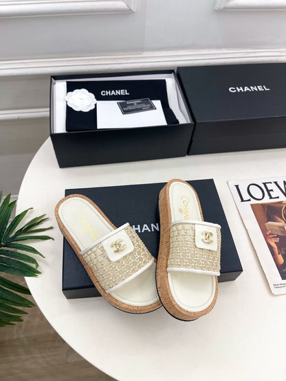 Chanel 2026 Woven Platform Slippers Sheepskin 831402
