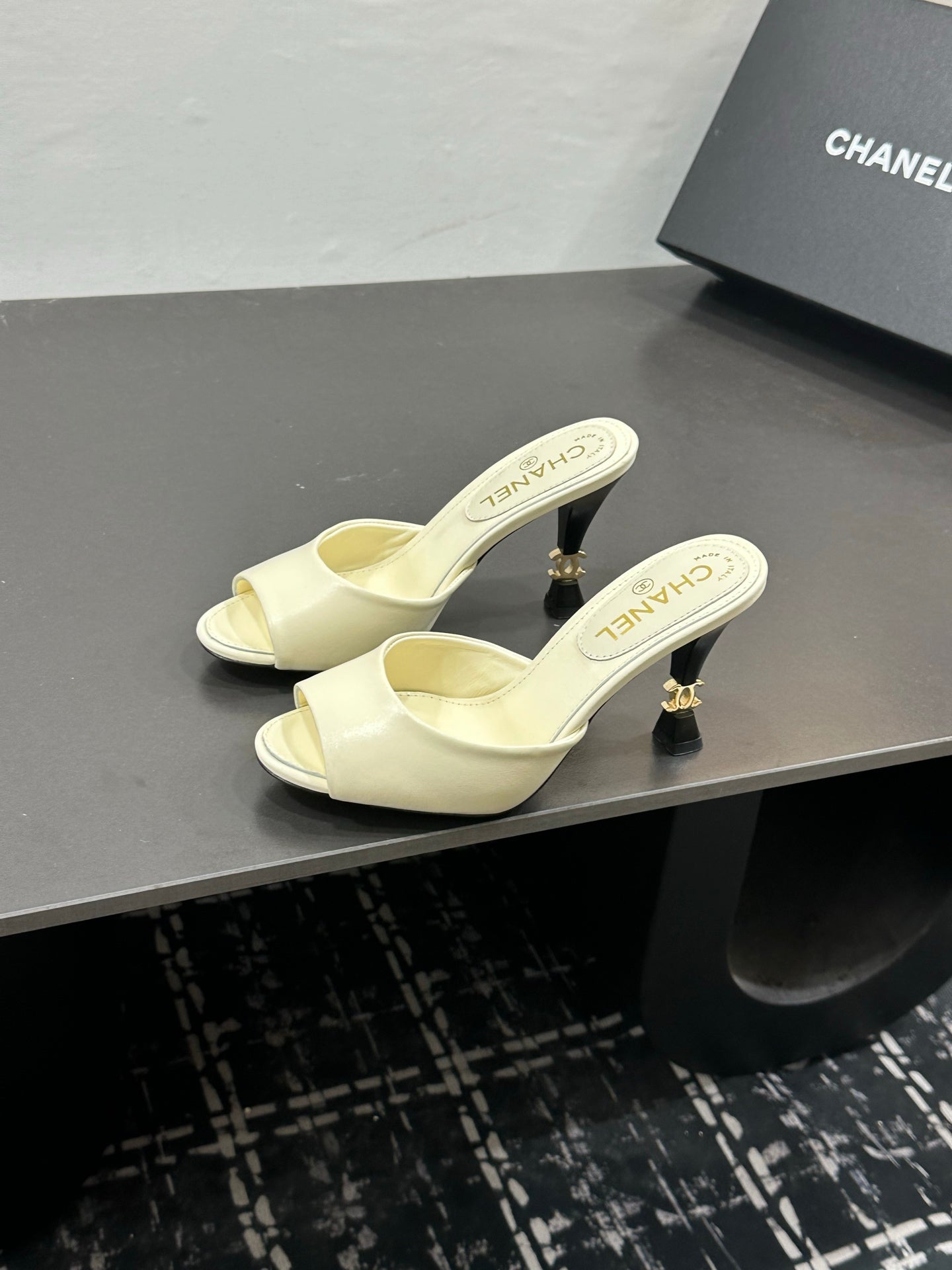 Chanel 2026 Peep-Toe Kitten Heels Leather Sheepskin 832569