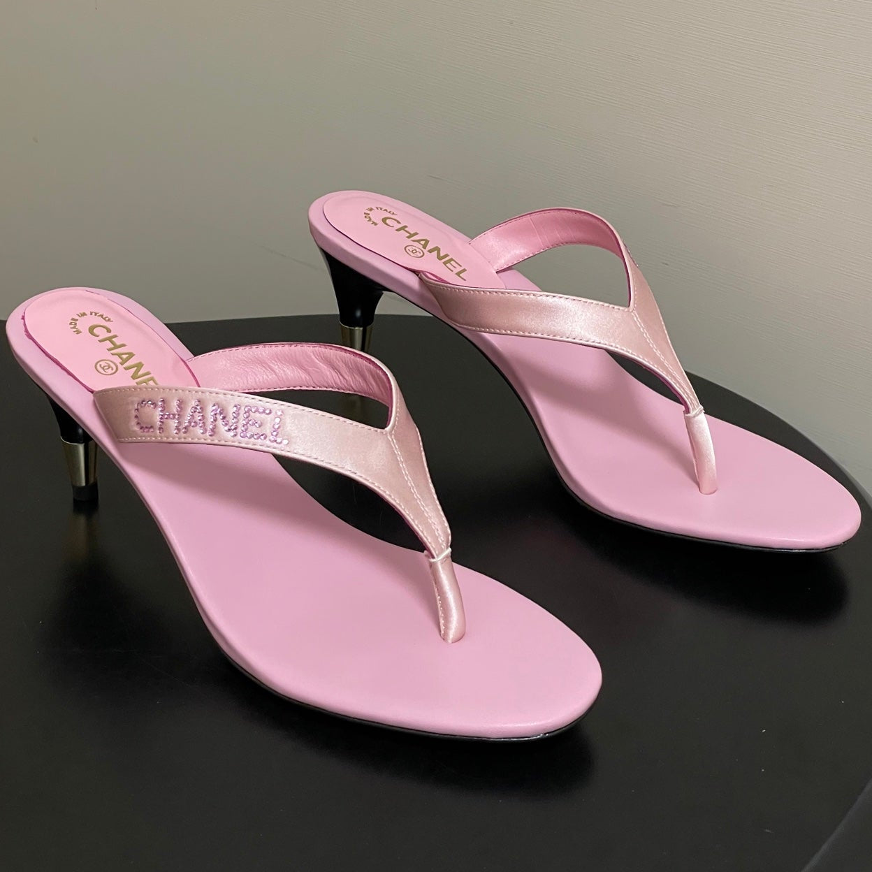 Chanel 2026 High-Heeled Flip-Flops Leather Sheepskin 834697
