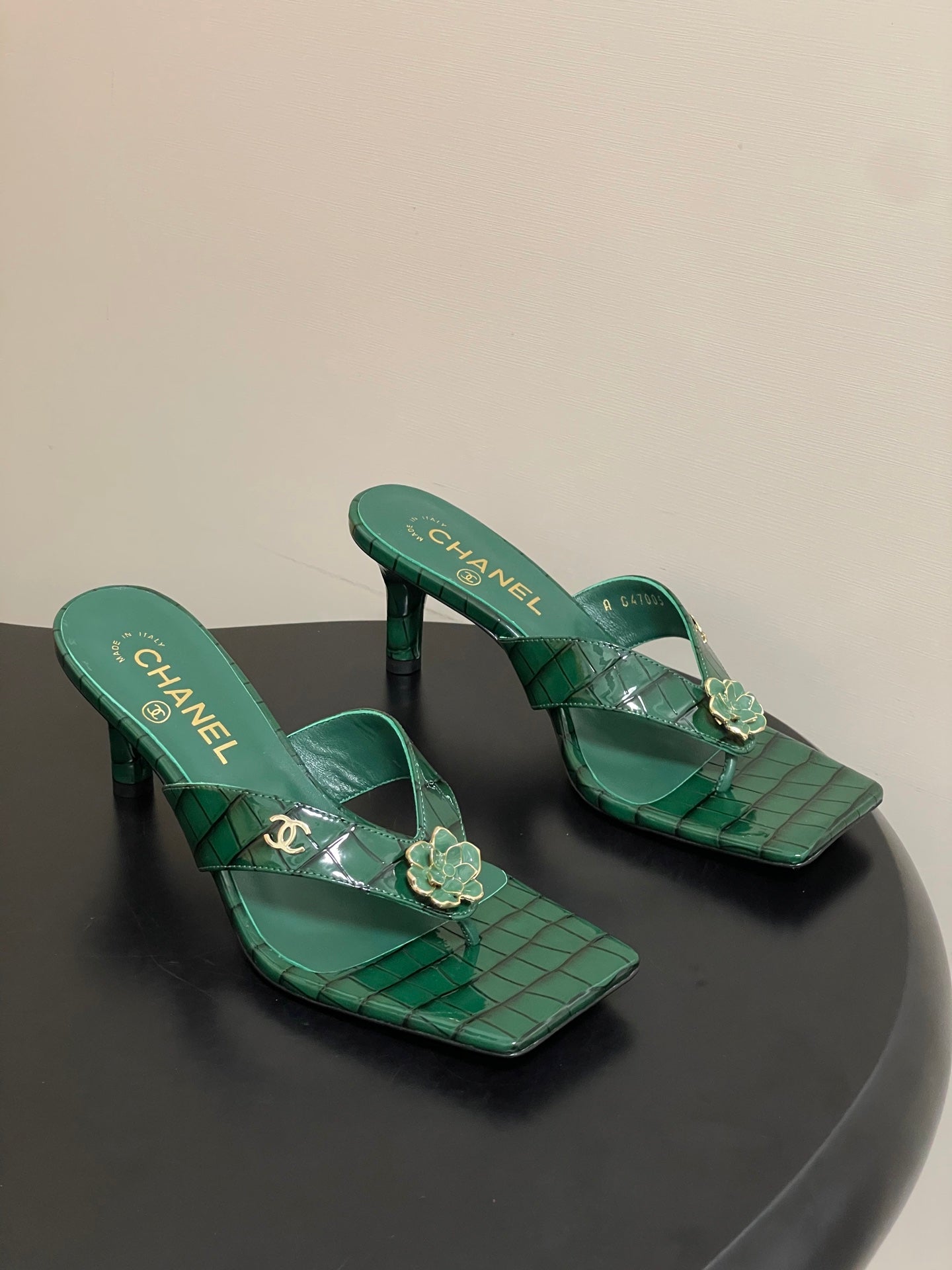 Chanel 2026 Camellia Flip-Flops High-Heeled Cowhide Sheepskin 834726