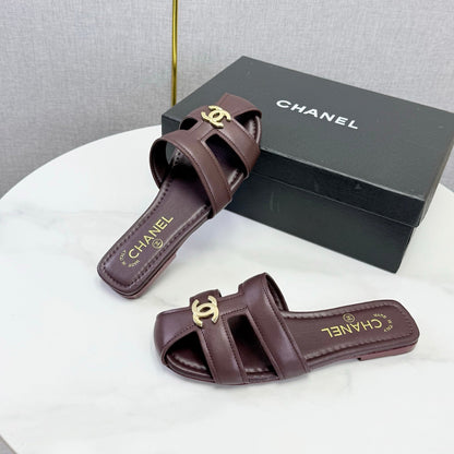 Chanel 2026 Double C Cutout Slipper Sheepskin 904592