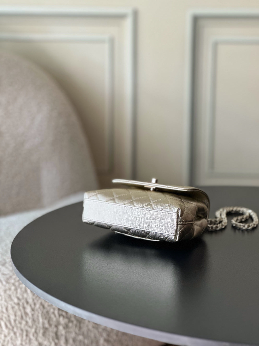 CC 26s Mini Flap Bag 14.5cm with Top Handle Sliver Caviar Leather