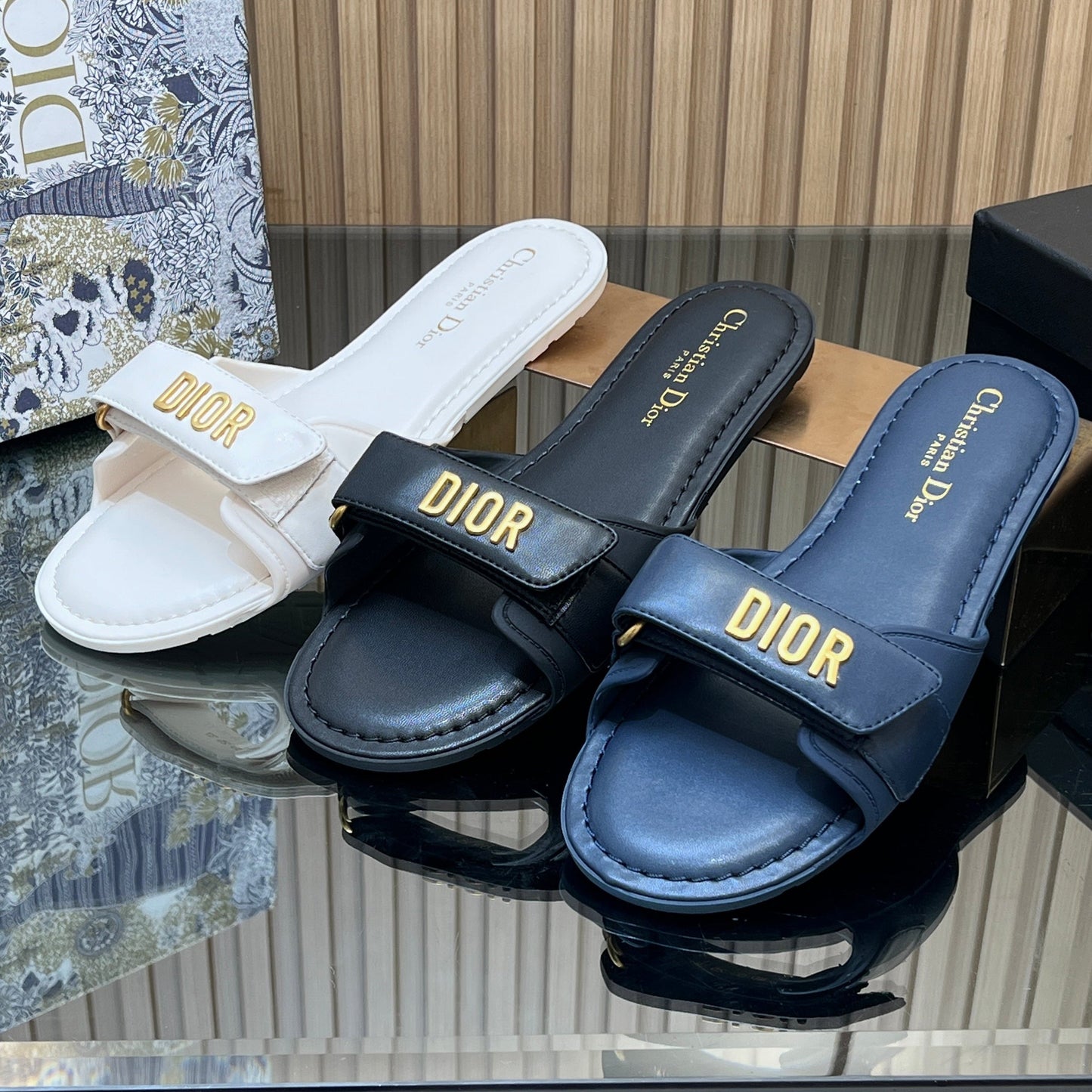 CD 26s Beach Sandals Sheepskin