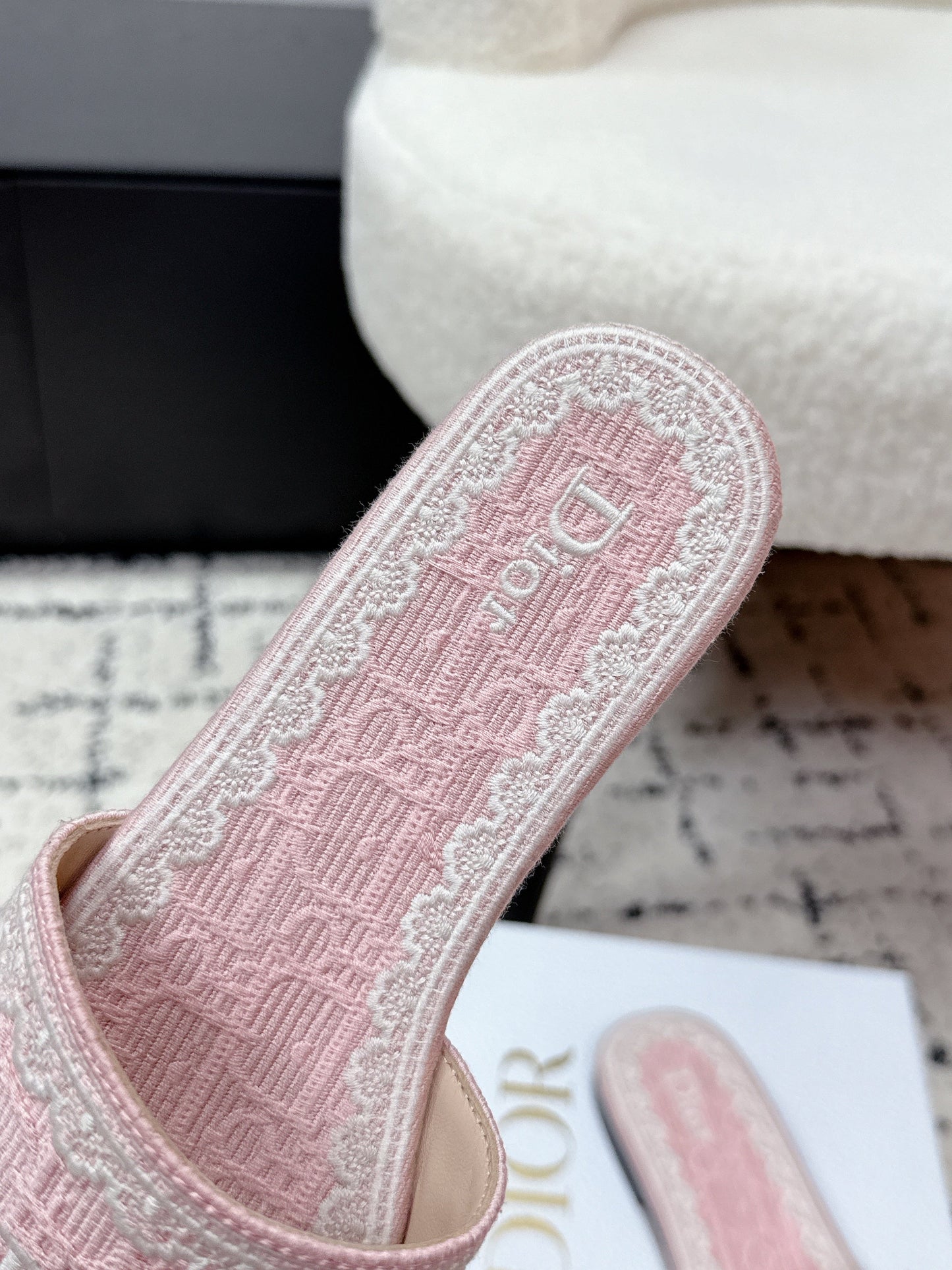 CD 26 Embroidered Slippers Pink Canvas 617082