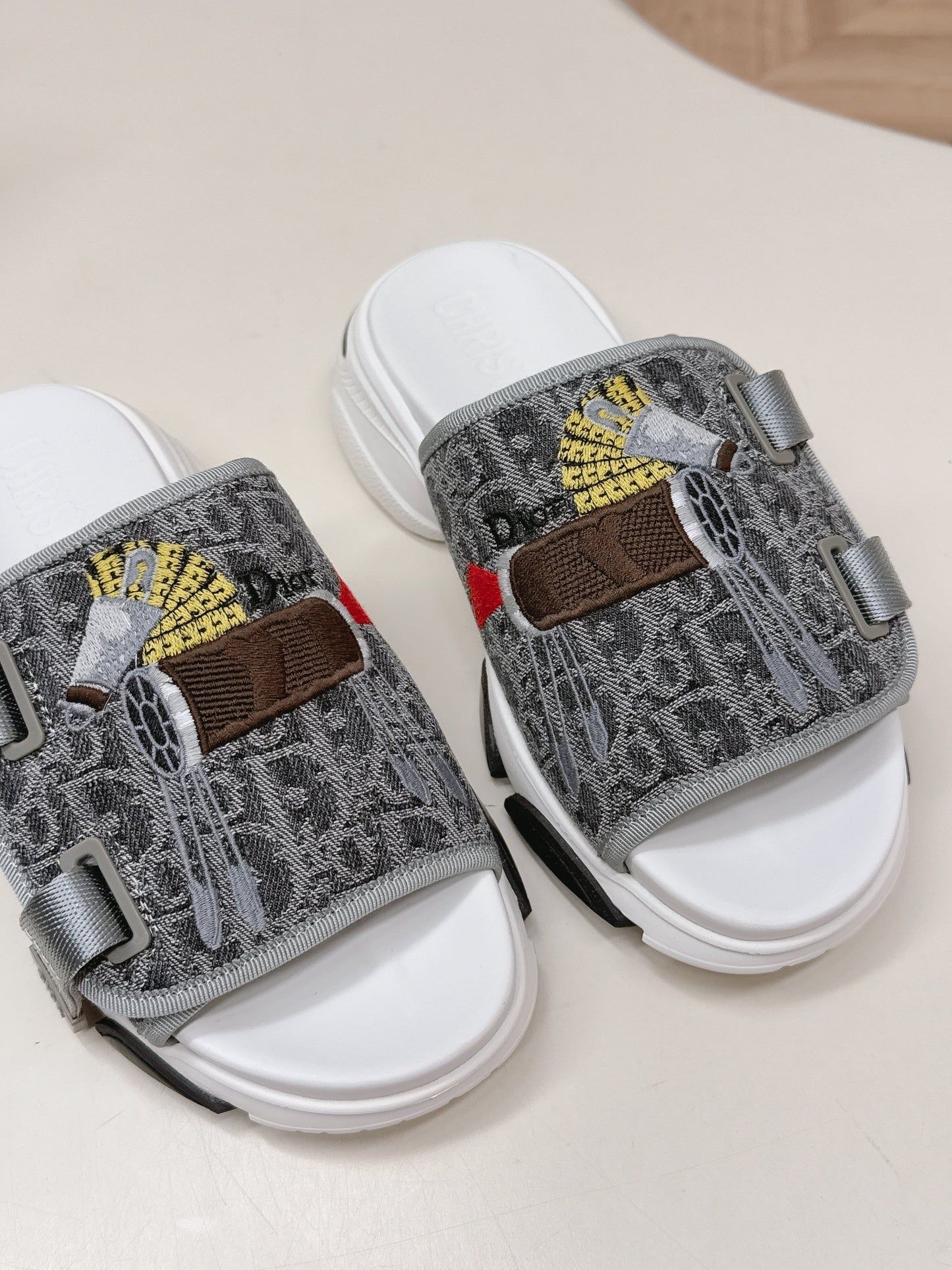 CD 26s  Platform Slippers 35 Gray White Canvas Lambskin 643811