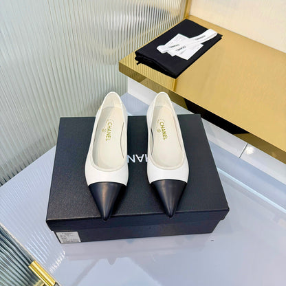 CC 2026 Ballet Flats White Black Sheepskin 668123