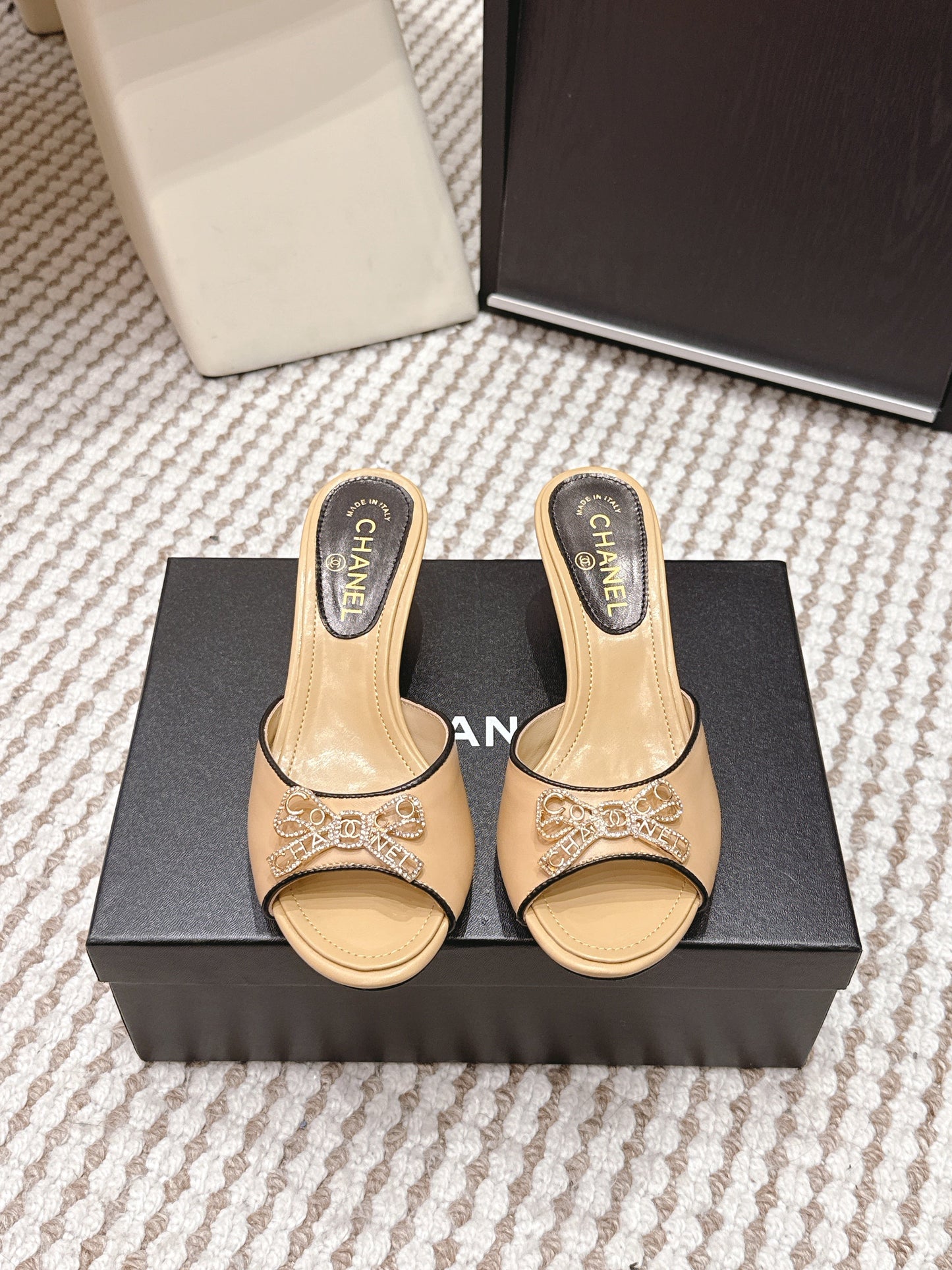 CC 26s Stiletto Sandals 55 Beige Leather 652569