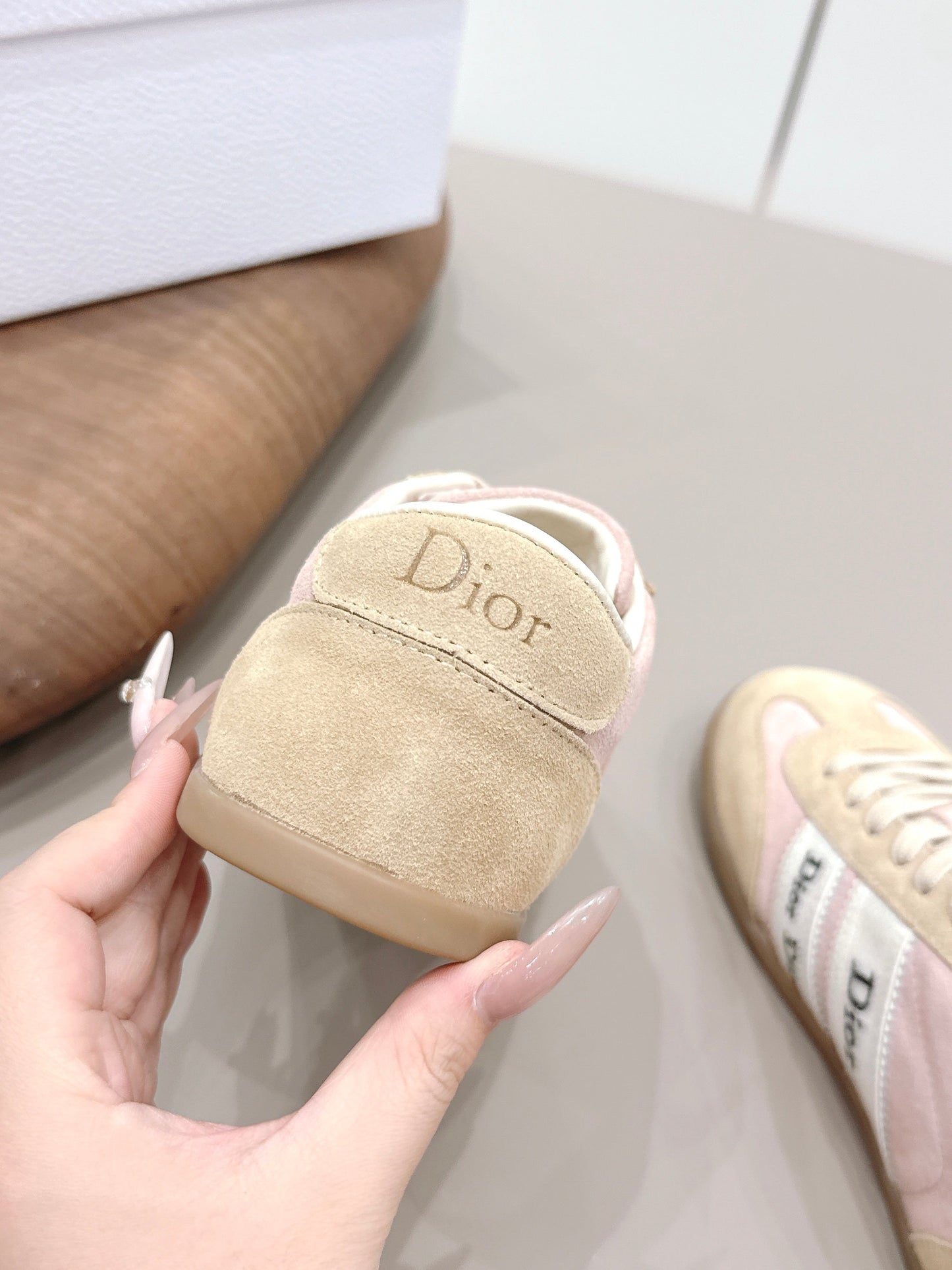 CD 26A Casual Sneakers Beige Light Pink Suede 739338