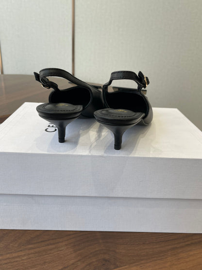 Celine 26  Pointed-Toe Slingback Black Sheepskin 624686