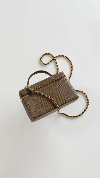 Chanel 2026 Top Handle Vanity Bag 19cm Olive Lizard Embossed Leather
