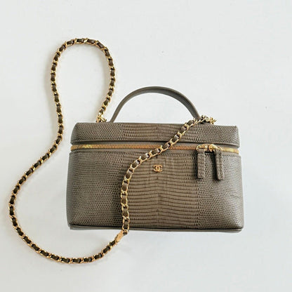 Chanel 2026 Top Handle Vanity Bag 19cm Olive Lizard Embossed Leather