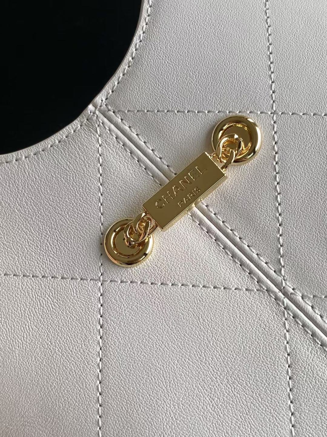 Chanel 2026 Basket Hobo Bag 27.5cm White Calfskin