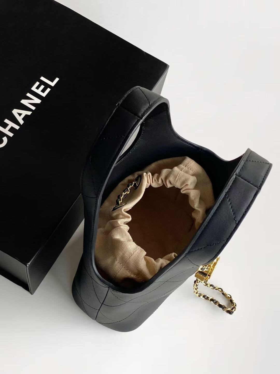 Chanel 2026 Basket Hobo Bag 27.5cm Black Calfskin