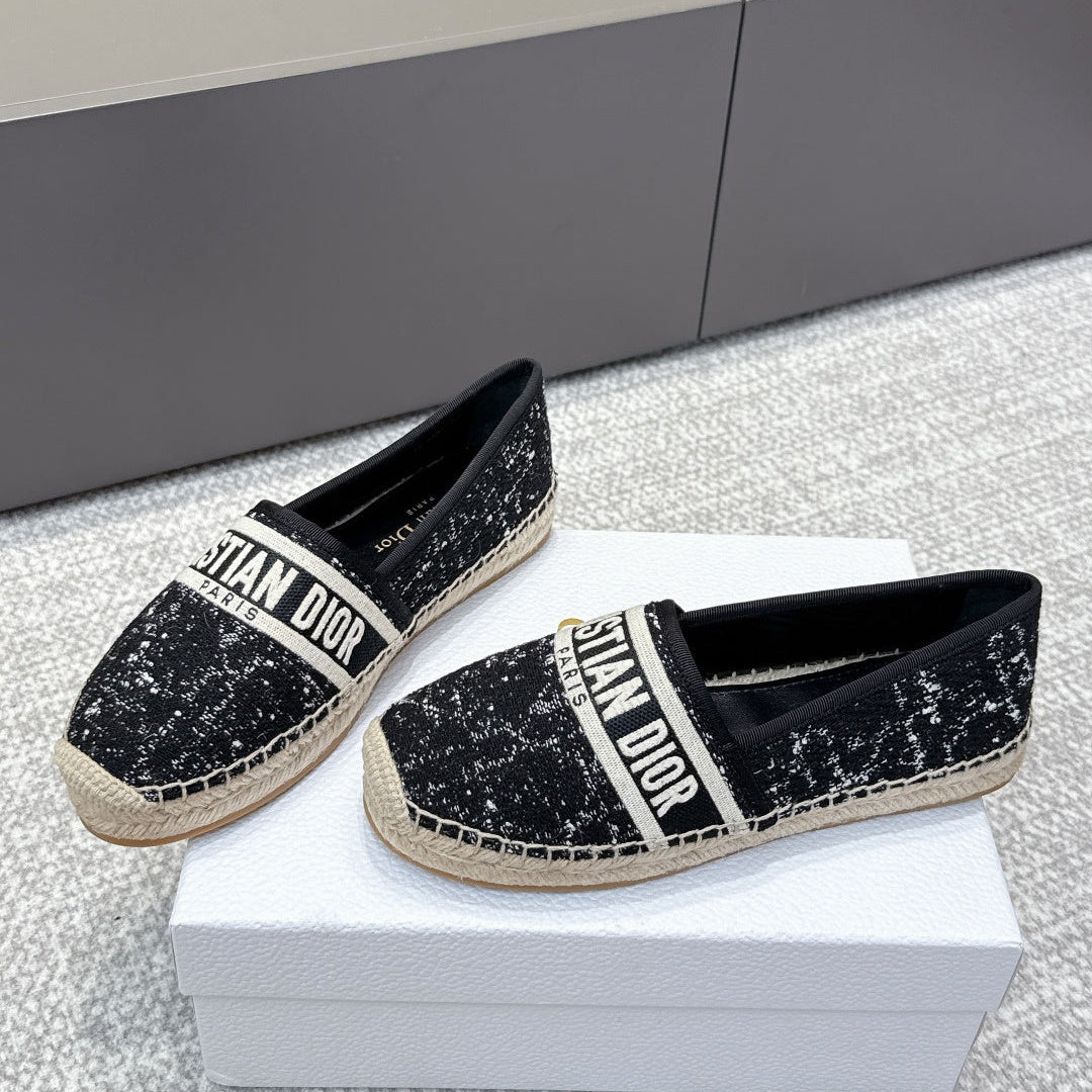 CD 26s Loafers Embroidery Black Canvas 653272