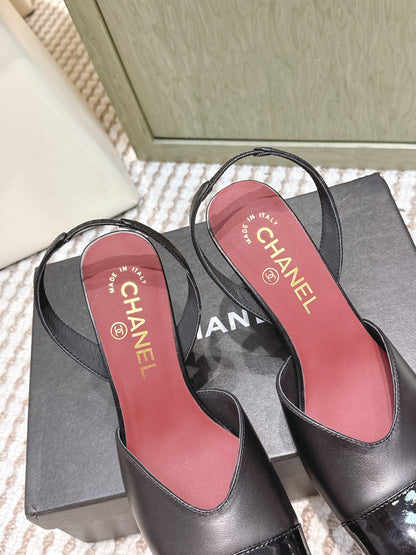 CC 26s Mary Jane Sandals 90 Black Patent Leather  Sheepskin 653546