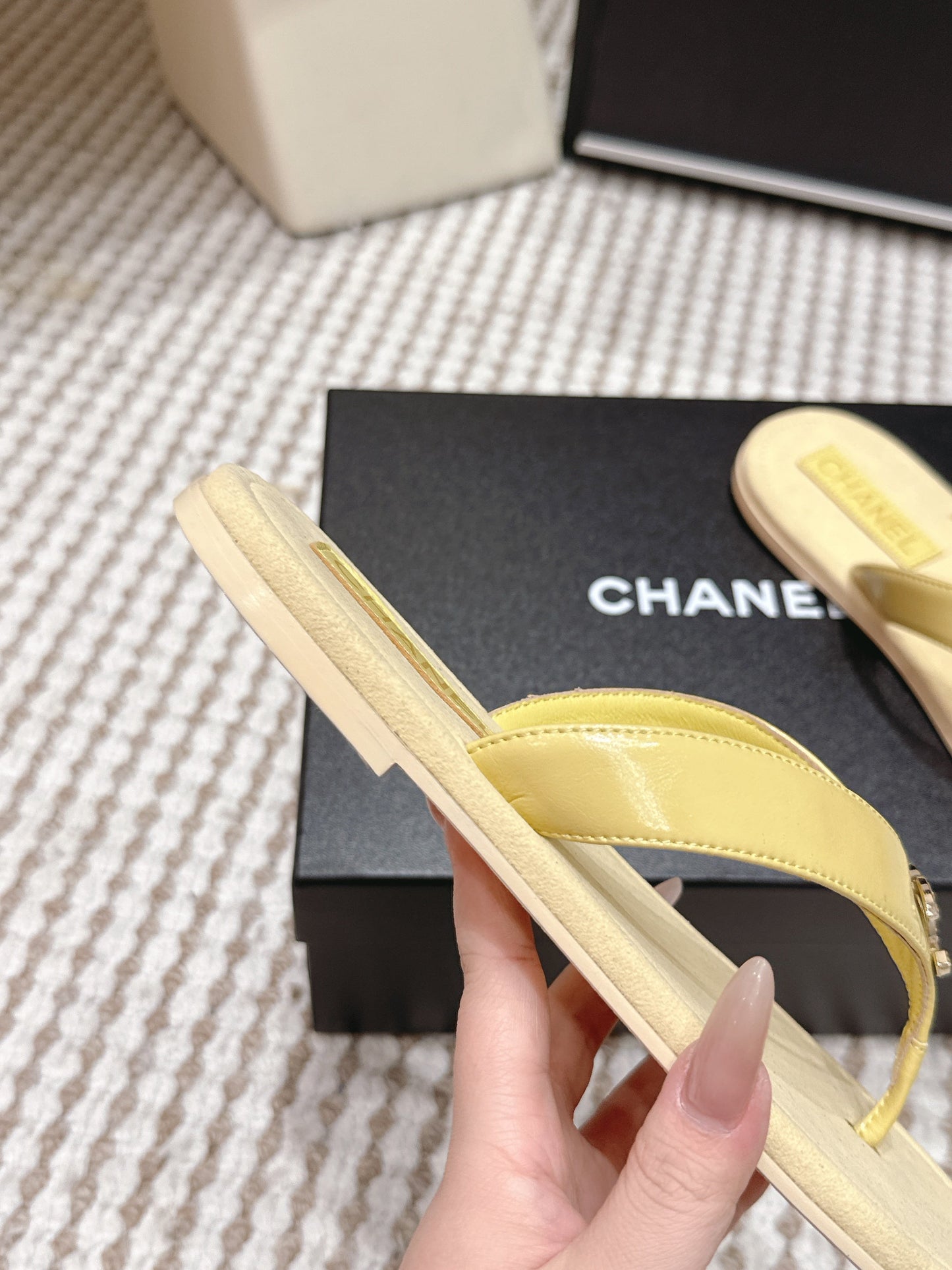 CC 26s Thong Sandals Yellow Suede Sheepskin 632354