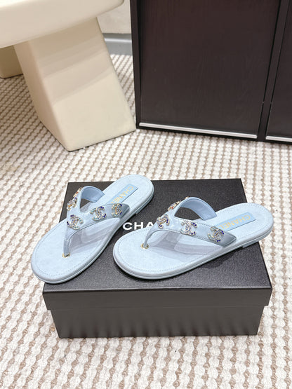 CC 26s Thong Sandals Baby Blue Suede Sheepskin Multicolor Charm 632359
