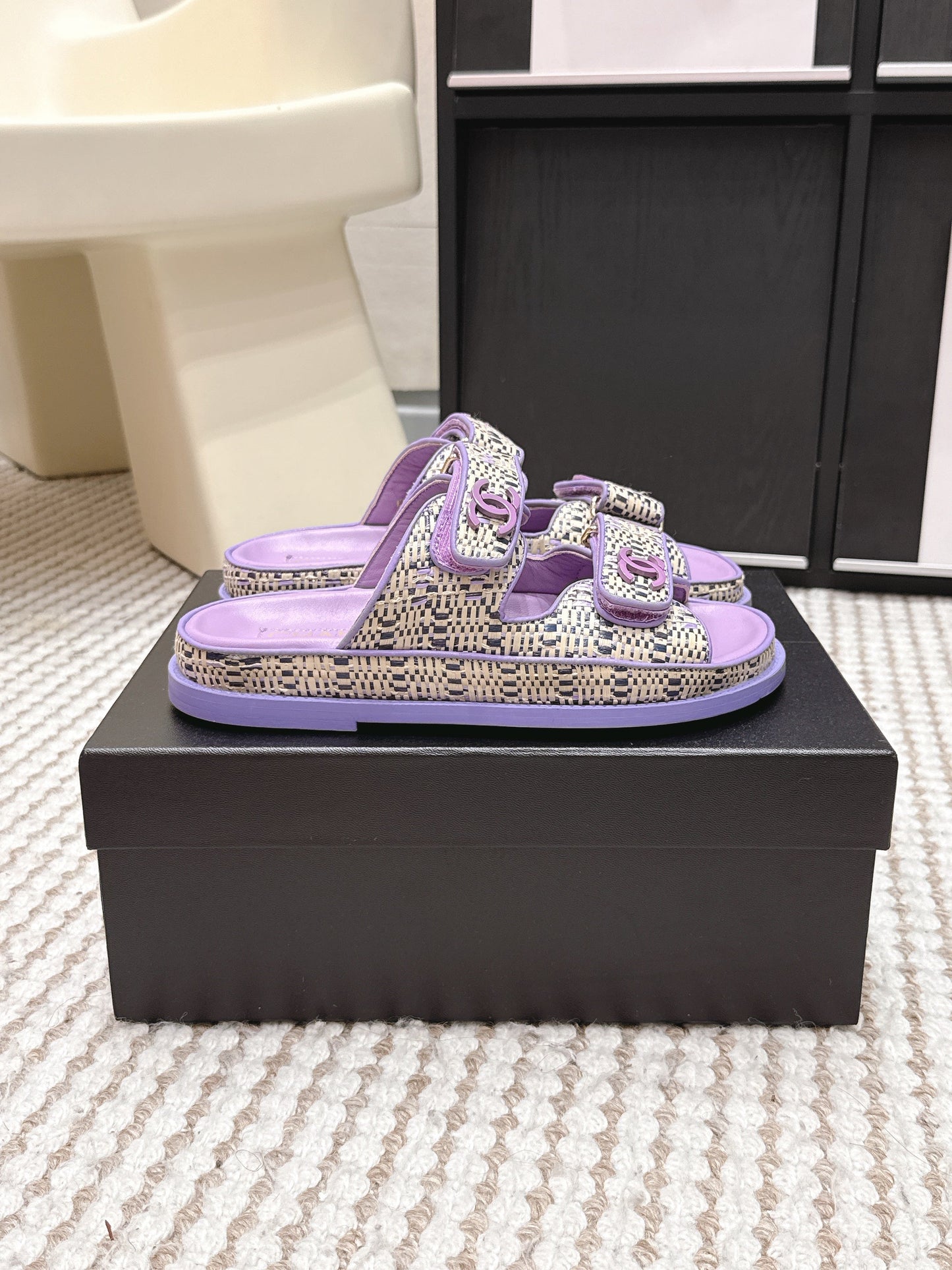 CC 26s Sandals Purple Beige Leather Raffia 632395