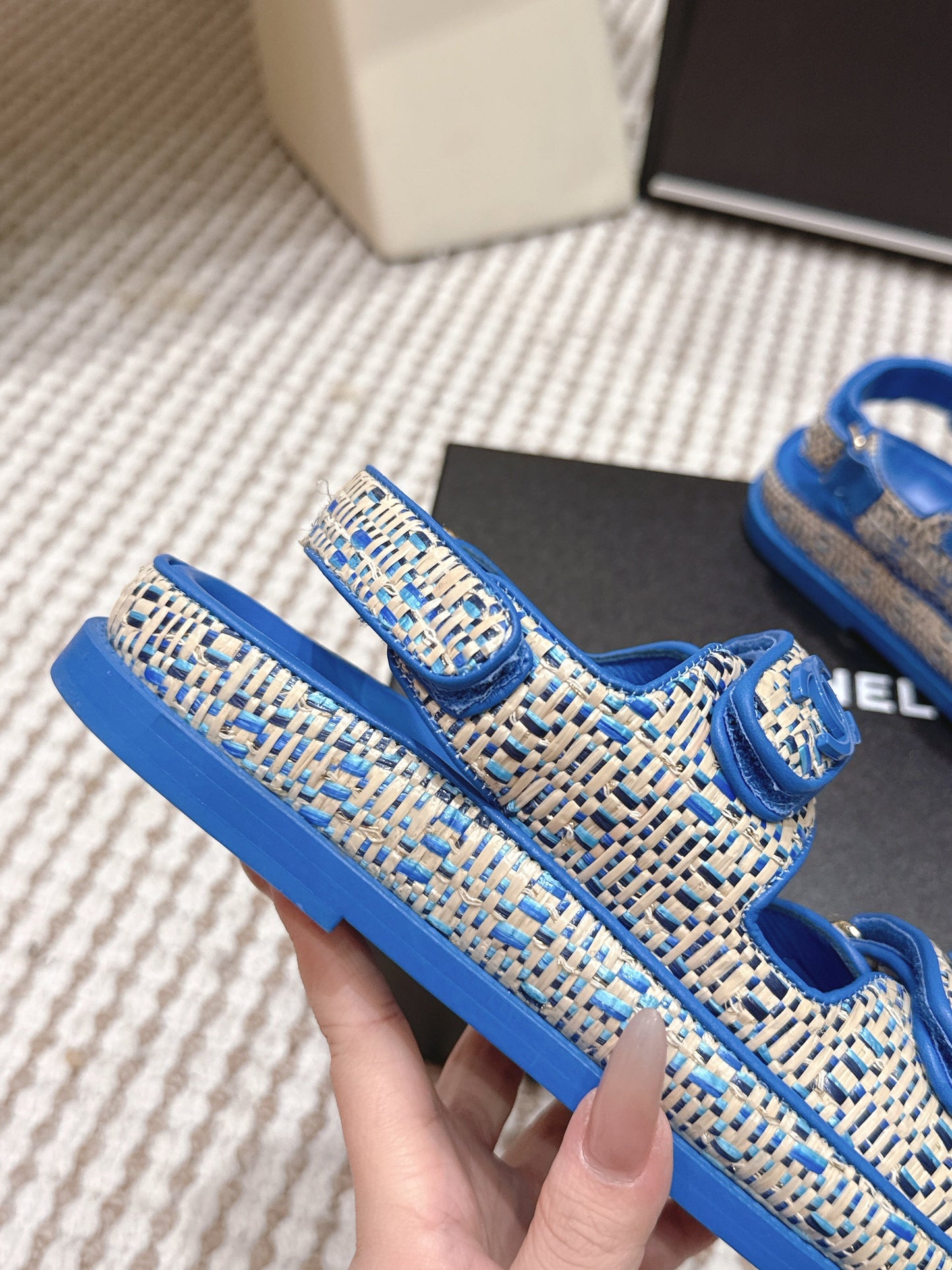 CC 26s Sandals Blue Beige Leather Raffia 632401