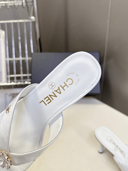 Chanel 2026 Thong Sandal 65mm Embossing And Suede Calfskin 895344
