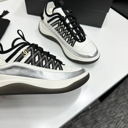 CC 26s Casual Sneakers White Black Sliver Fabric Cowhide 626375