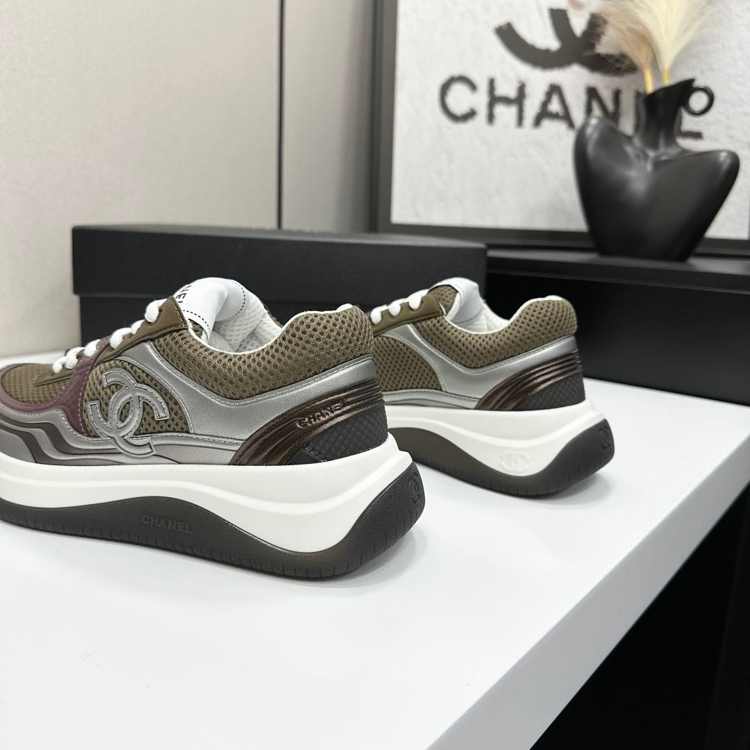 CC 26s Casual Sneakers Taupe Sliver Fabric Cowhide 626383