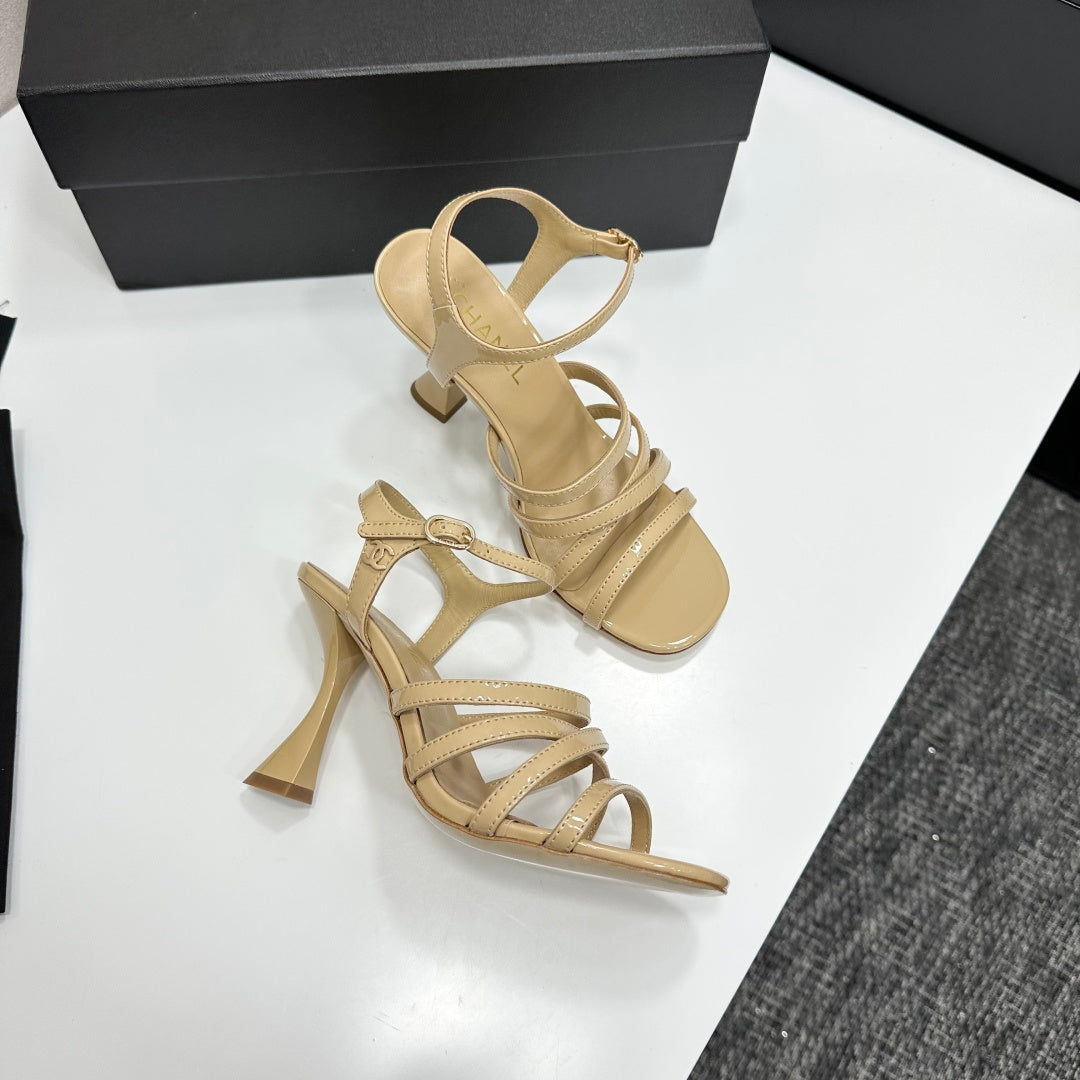 CC 26s High Heel Sandals 80 Beige Patent Leather 626287