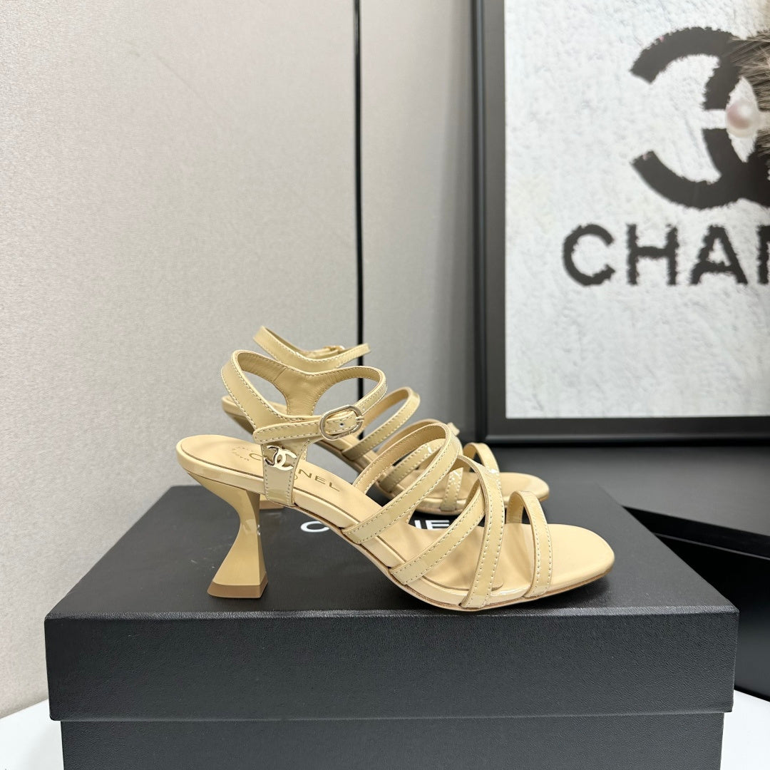 CC 26s High Heel Sandals 65 Beige Patent Leather 626289