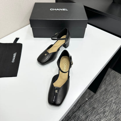 CC 2026 Mary Jane Sandals 65 Black Beige Cowhide 668122