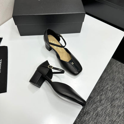 CC 2026 Mary Jane Sandals 65 Black Beige Cowhide 668122