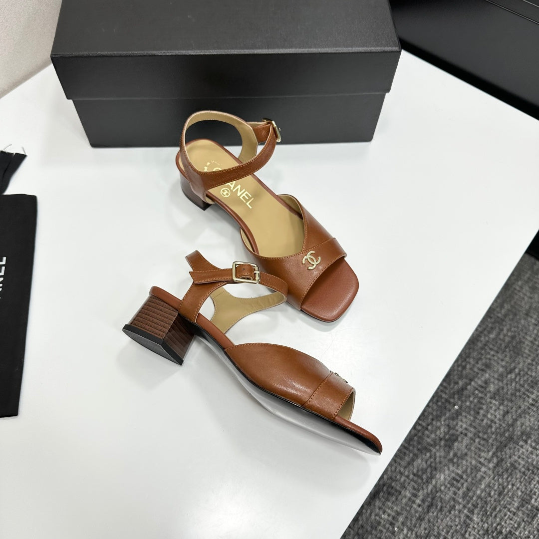 CC 2026 Mary Jane Sandals 45 Brown Cowhide 668112