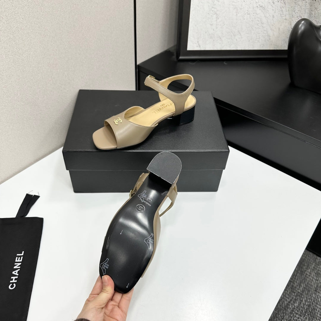 CC 2026 Mary Jane Sandals 45 Taupe Cowhide 668113