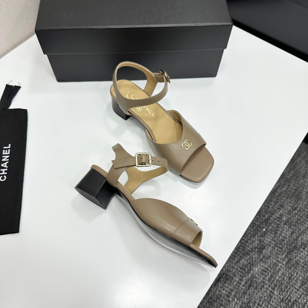 CC 2026 Mary Jane Sandals 45 Taupe Cowhide 668113