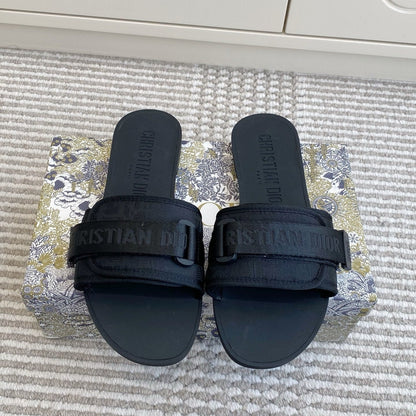 CD 26s Flat Slippers Canvas Rubber 648132