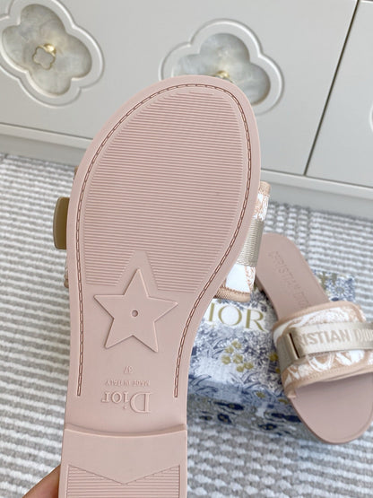 CD 26s Flat Slippers Canvas Rubber 648132