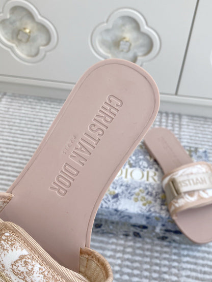 CD 26s Flat Slippers Canvas Rubber 648132
