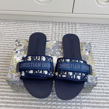 CD 26s Flat Slippers Canvas Rubber 648132