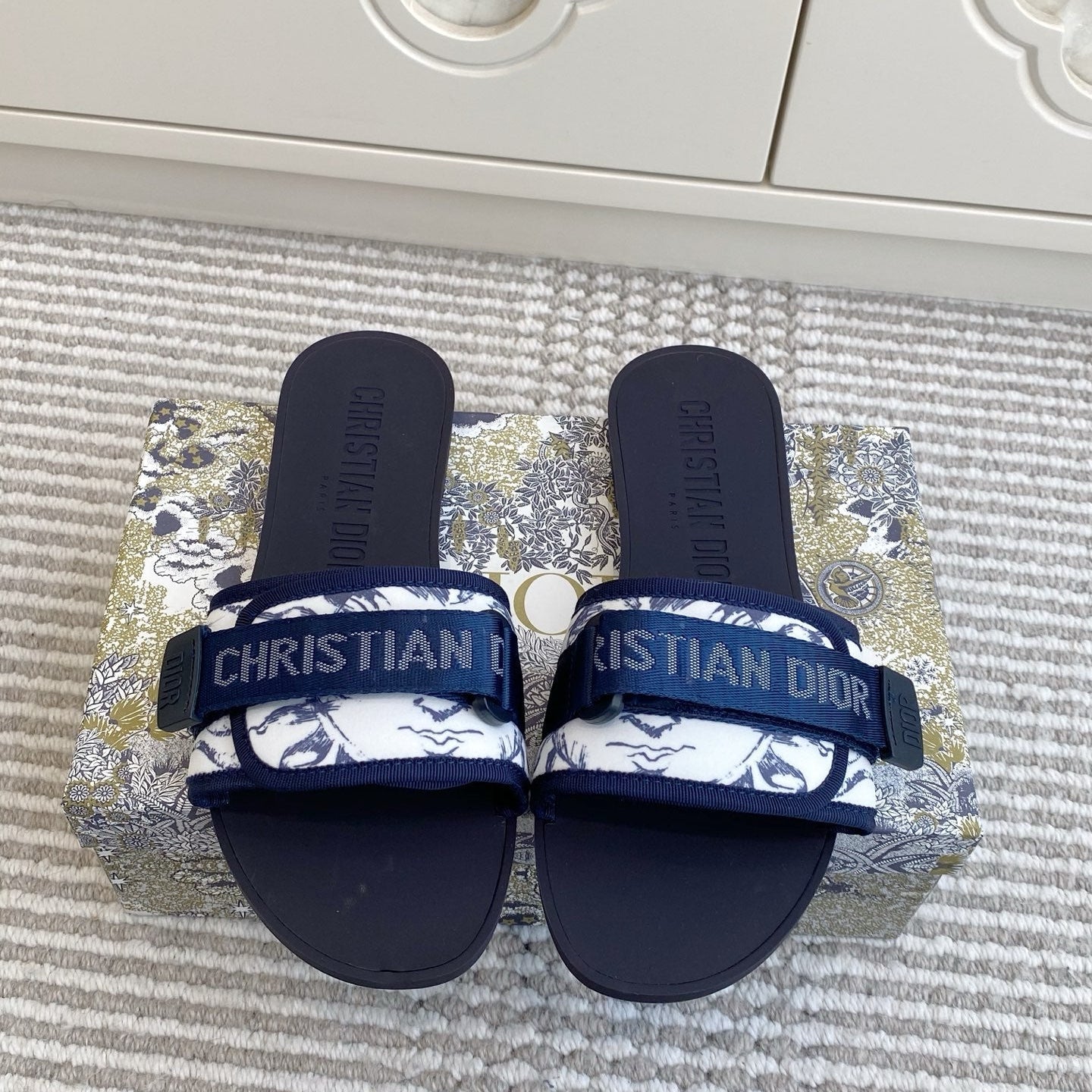 CD 26s Flat Slippers Canvas Rubber 648132