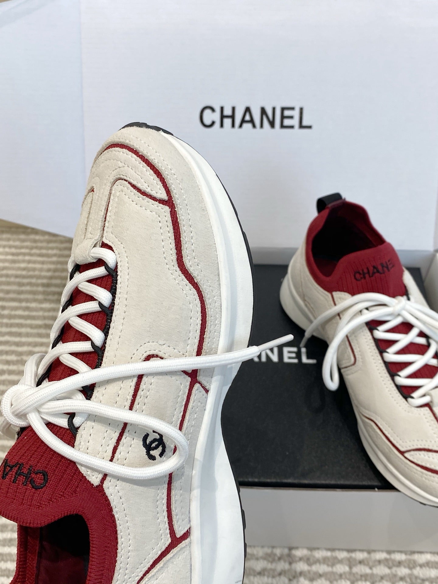 Chanel 2026 Sneaker Suede Calfskin 858560